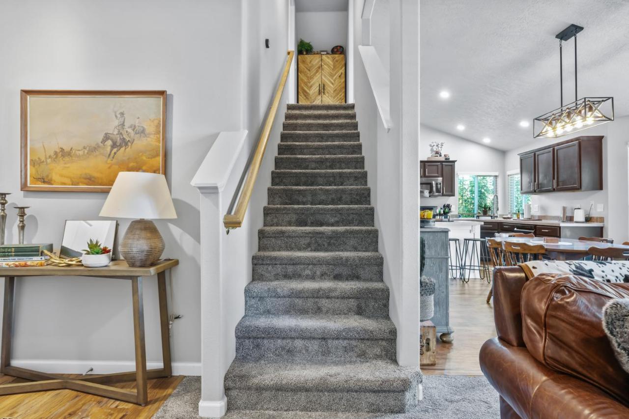 Southwestern Style 4 Bedroom Nampa Home Sleeps 16! Extérieur photo